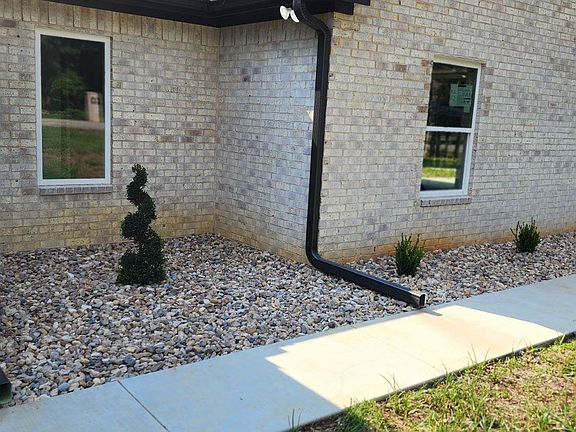 2nd image of 104A Woodridge Ests