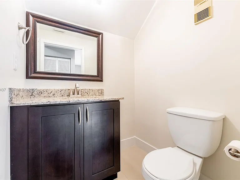 19160 NW 82nd Circle Ct #31L — Photo 22