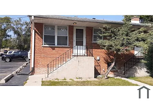 328 N Illinois Ave #F Photo 1