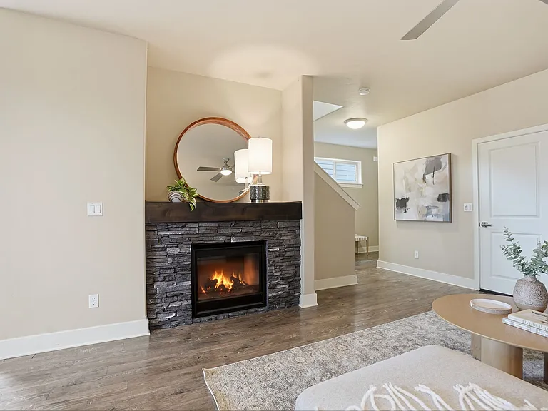 63148 NE Hadley Pl — Photo 5