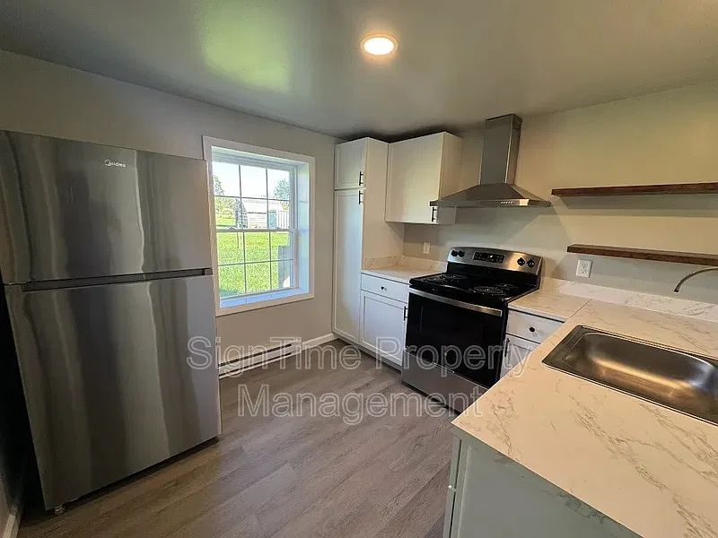 15207 National Pike — Photo 3