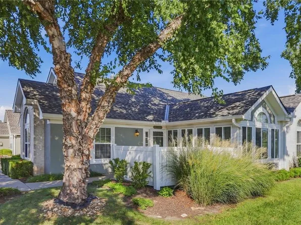 7104 Hedge Lane Ter, Shawnee, KS 66227