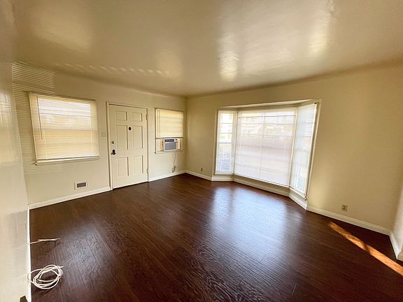 4th image of 1225 S Garfield Ave #1B-1Ba-700Sqft