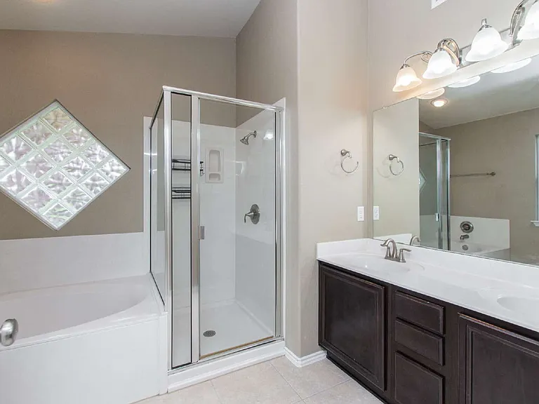 409 Rowdy Dr — Photo 17