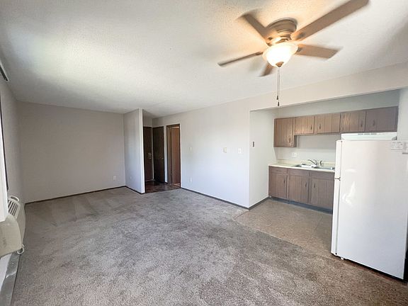 2nd image of 2402 Marquette Rd APT 14