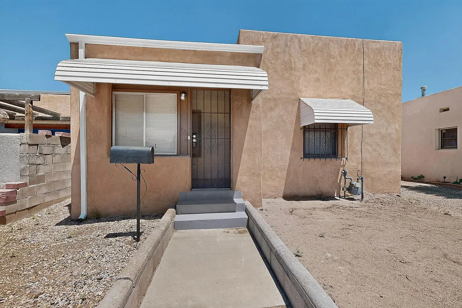 2 bed, 1428 sqft, $2,000 — Photo 2