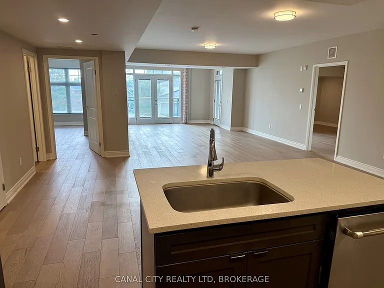 10 Albert St E #303 — Photo 10