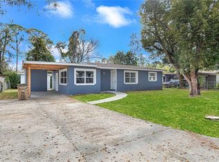 1040 Golden Isle Dr, Mount Dora, FL 32757