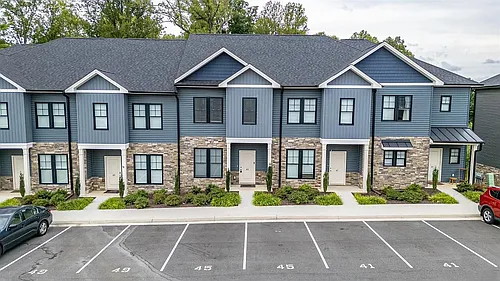 49 Cuddington Ln Photo 1