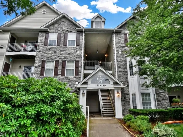 124 Barrister Dr BLDG 15 #124, Butler Boro, NJ 07405