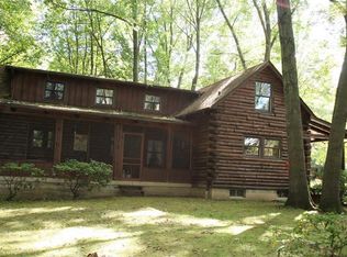 572 Woodland Dr, Pulaski, PA
