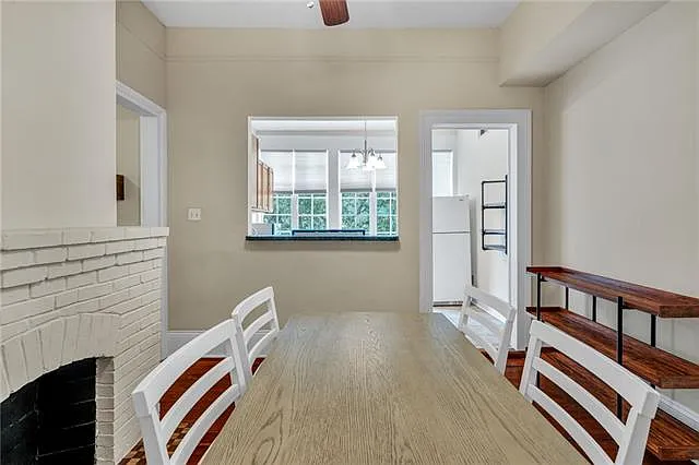 2 bed, 1.0 bath, 1200 sqft, $1,750 — Photo 4