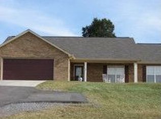 4230 Pea Ridge Rd, Maryville, TN 37804