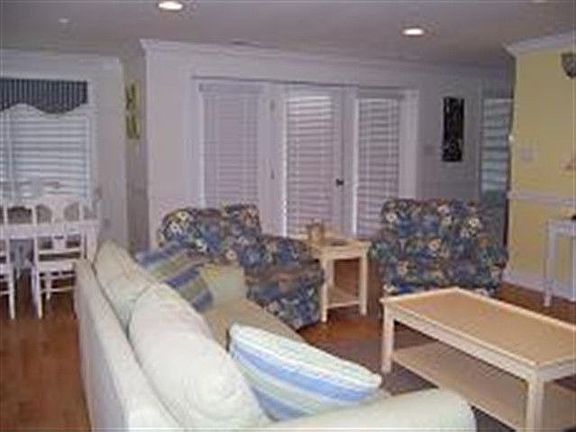 5th image of 1000 Ocean Ave Fl 1
