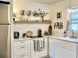 32 Iron St APT A, Ledyard, CT 06339