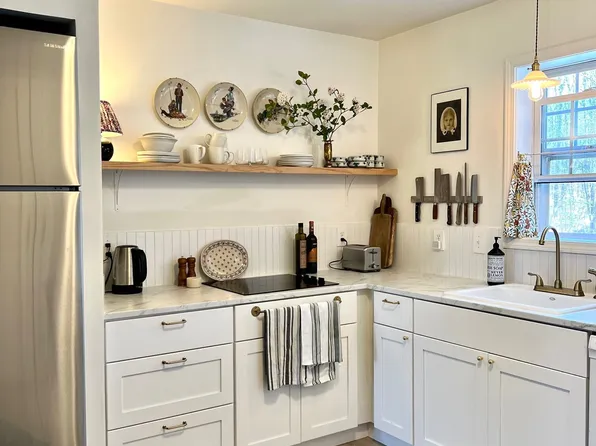 32 Iron Street #A, Ledyard, CT 06339