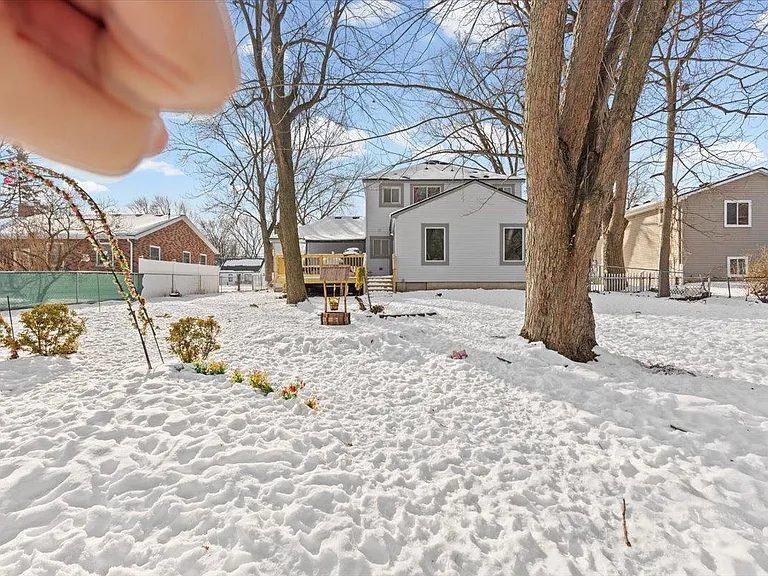 2931 Wisconsin Rd — Photo 39