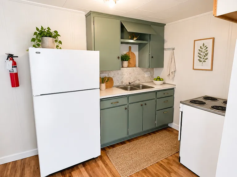 801 E Lakeside Ave #D — Photo 1