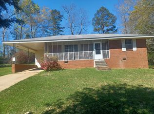 306 Thompson St, Camp Hill, AL 36850