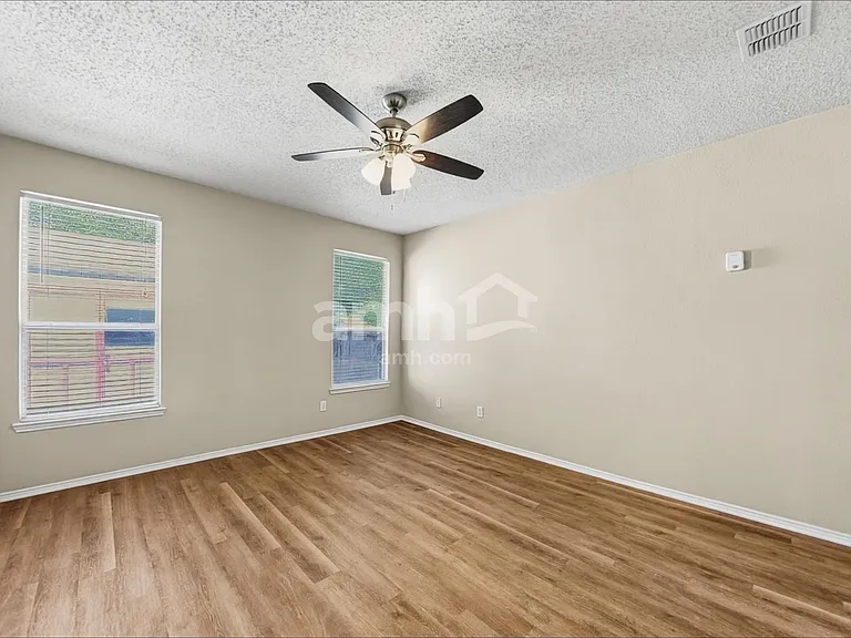 1417 Pine Ridge Rd — Photo 12