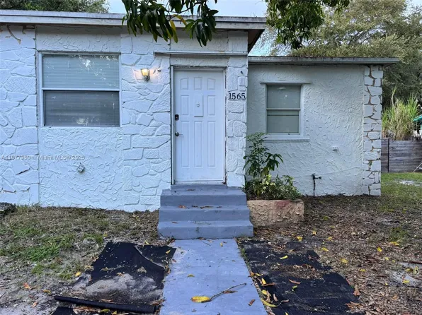 1565 NE 141st St, North Miami, FL 33161