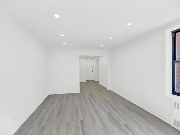 61 Oliver Street image 13 of 26