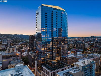550 SW 10th Ave #2407, Portland, OR, 97205