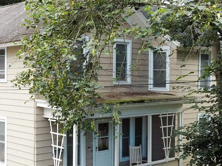 23 James St — Photo 2