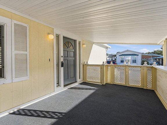 5th image of 3128 Crescent Ave #4