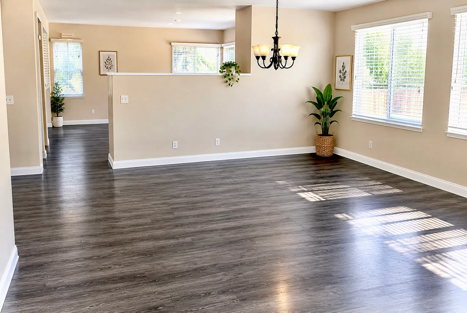 5 bed, 2985 sqft, $3,950 — Photo 3