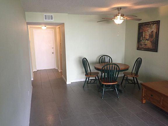 3rd image of 3143 28th Ave N APT 105