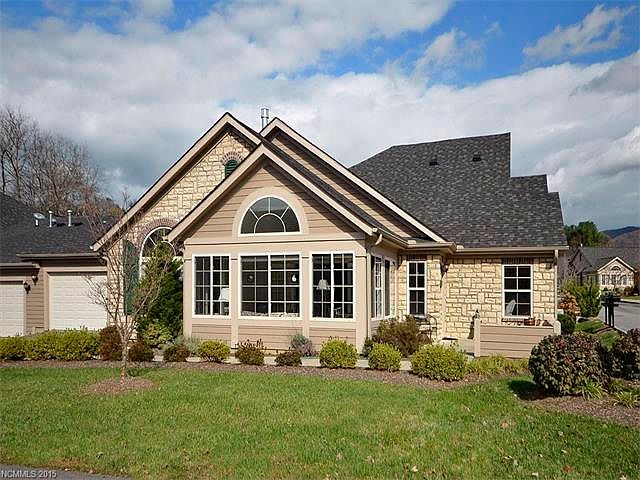1st image of 18 Mountain Meadow Cir
