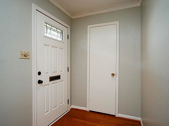 4th image of 6414 Olympia Dr #129