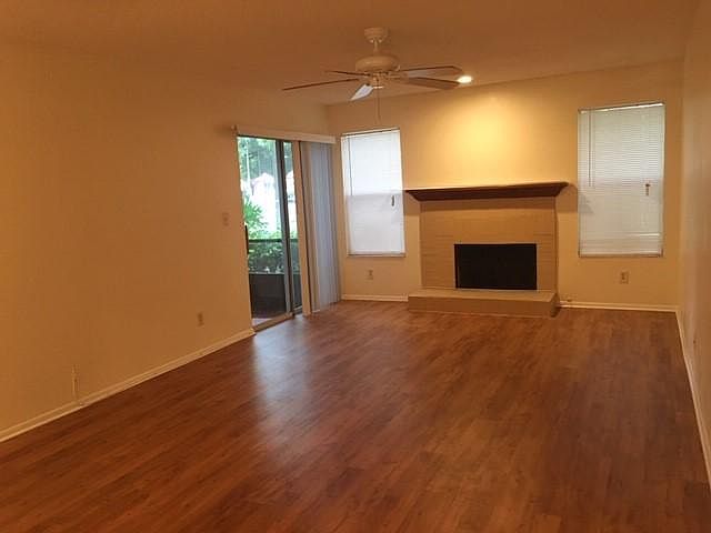 Liv Rm w/ Fireplace, sliders to screened lanai