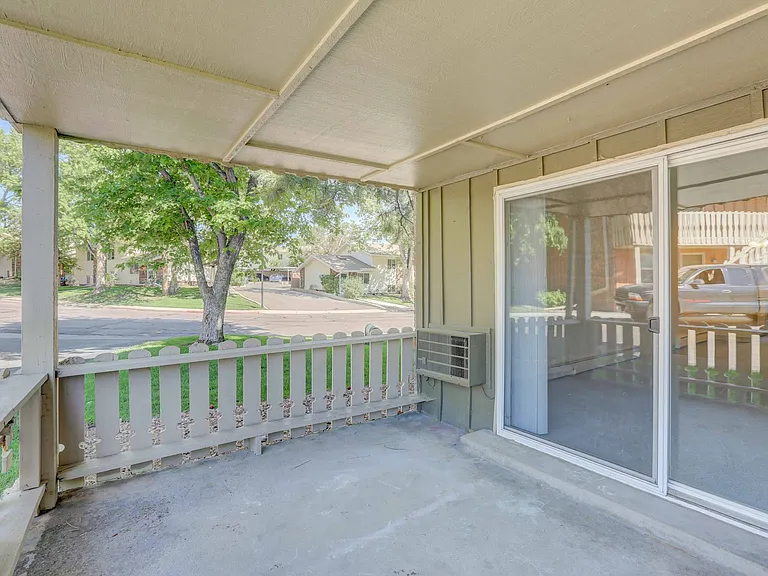 Edelweiss Apartments — Photo 19