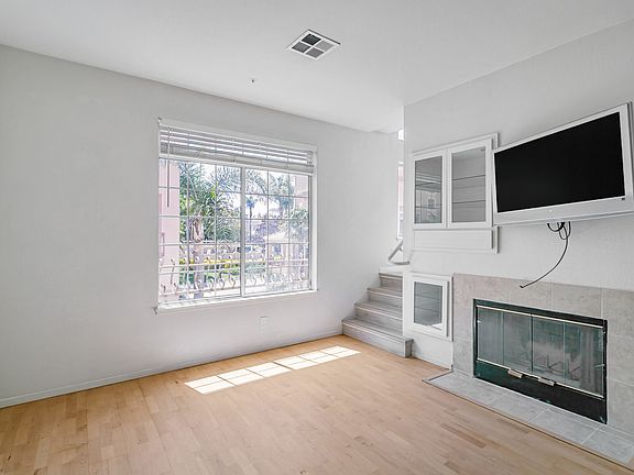 2nd image of 1478 Los Buellis Way #1