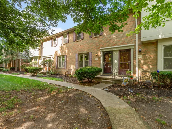 5298 Bethel Woods Dr, Columbus, OH 43220