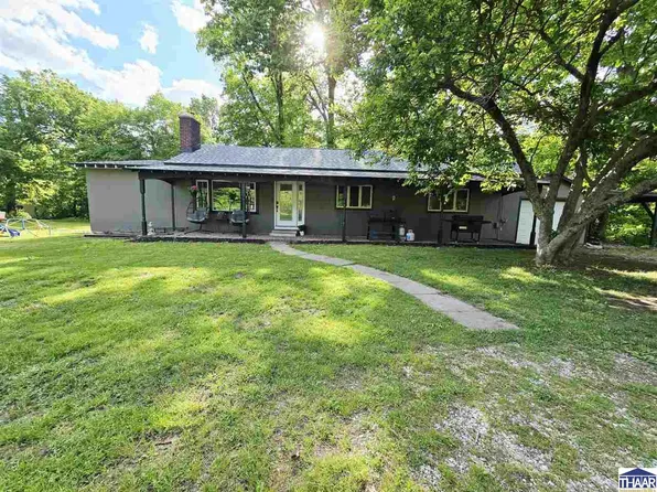 4852 W Sarah Myers Dr, West Terre Haute, IN 47885