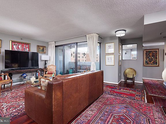5th image of 2311 M St NW APT 706