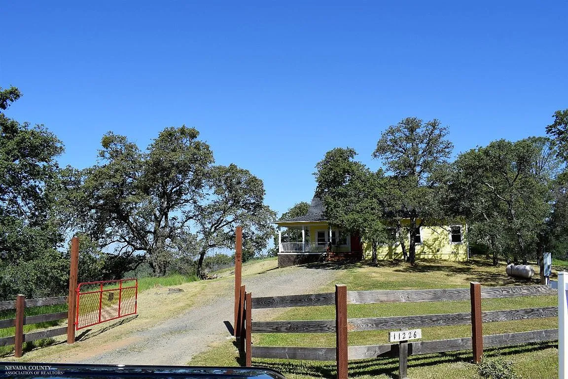 11226 Chanterelle Ln photo 1