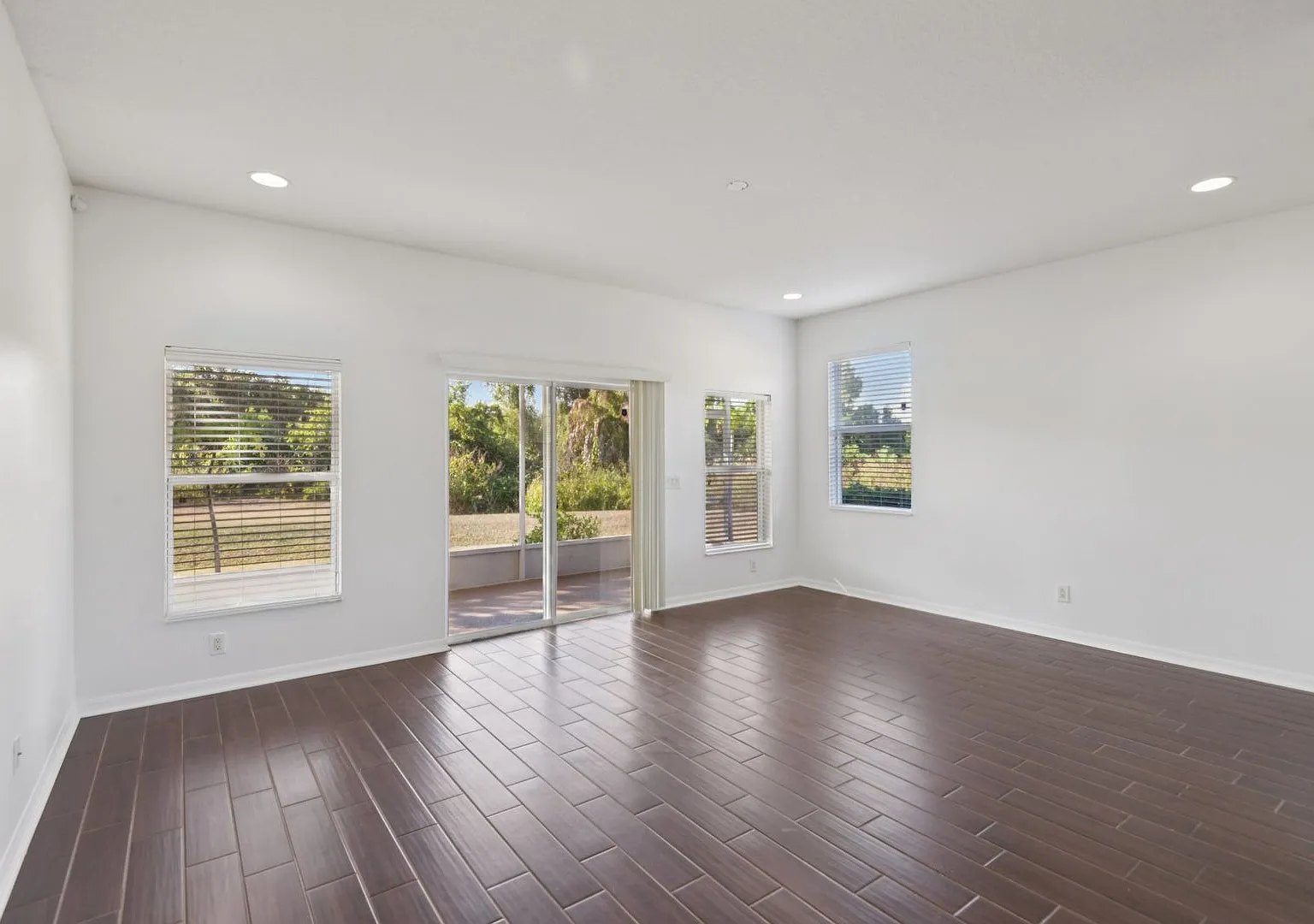 Beautiful Riverview Rental Open House August 22nd 11am-1pm!! — Photo 4