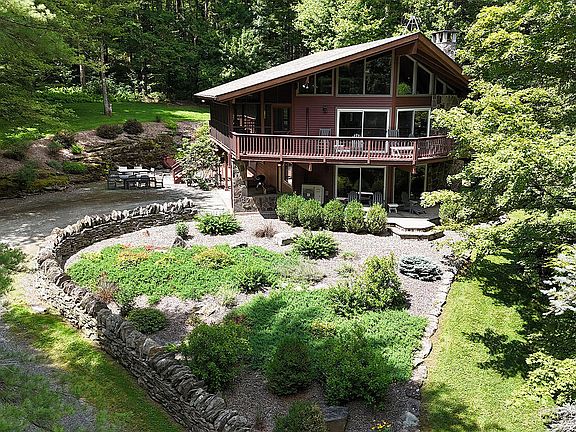 2nd image of 361 Stalker Rd