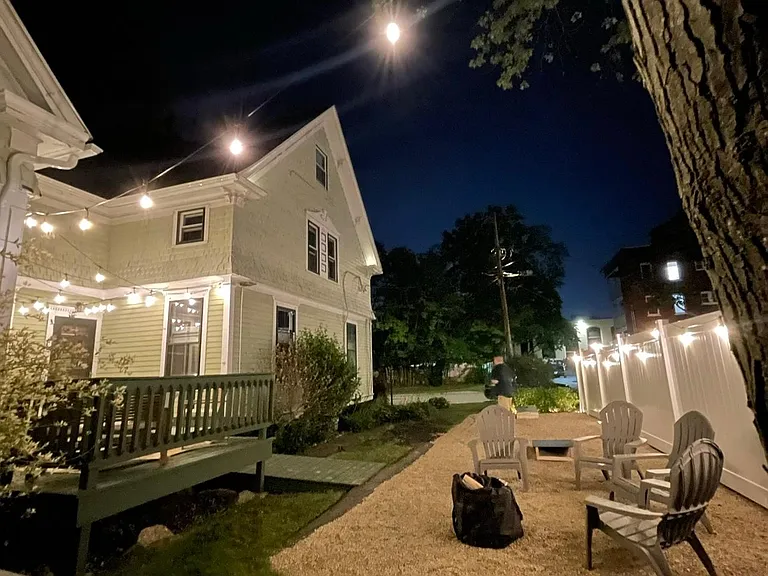 12 Bradley St — Photo 1