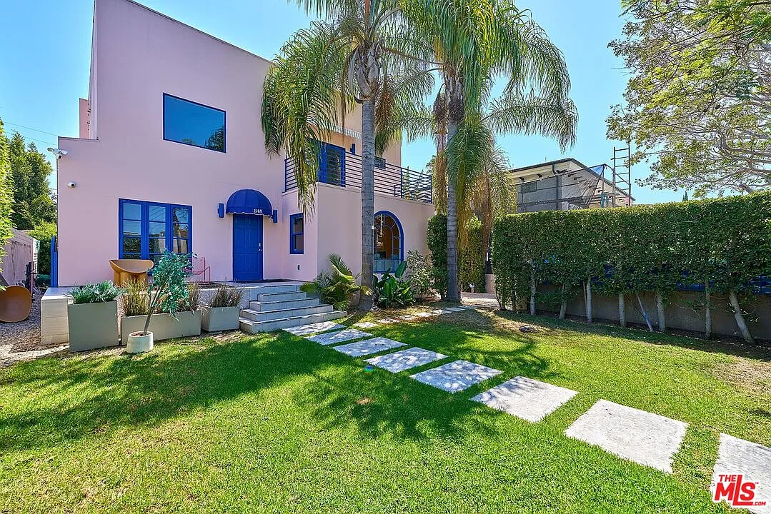 5 bed, 6.0 bath, 3474 sqft, $9,500 — Photo 1