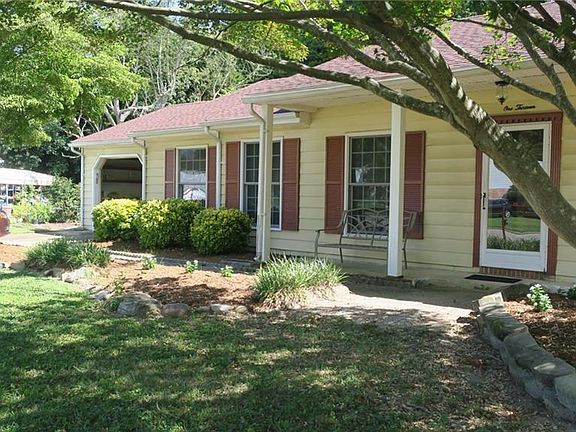 4th image of 113 Debbie Ln
