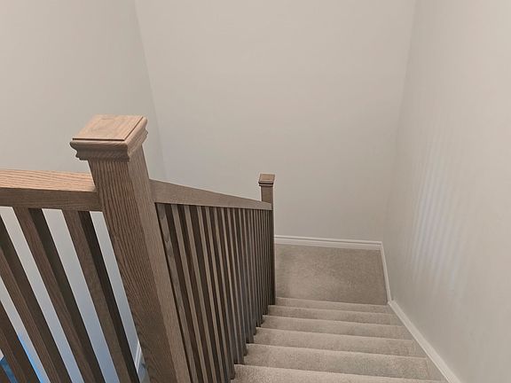 5th image of 20 Lincoln Dr