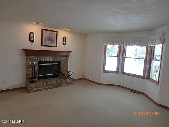 4th image of 175 Cherrywood Ln