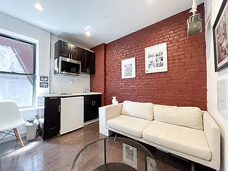 Rented by Kahen Properties