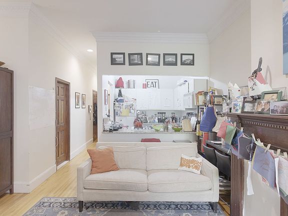 3rd image of 489 W End Ave APT 1