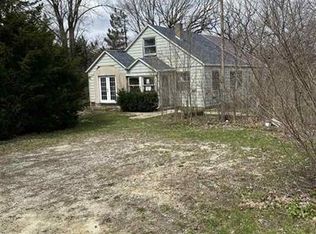 5226 Glen Dr, Roscoe, IL 61073